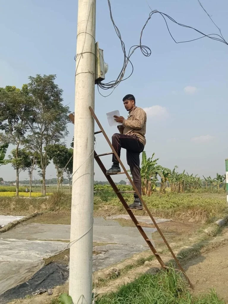মিটার রিডারের কাজ কি এবং বেতন কত? : বিস্তারিত জানুন এখনই